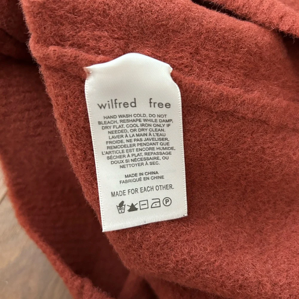 EUC Aritzia/Wilfred Free Shrunken Longsleeve Cardigan Size XS - Picture 4 of 7